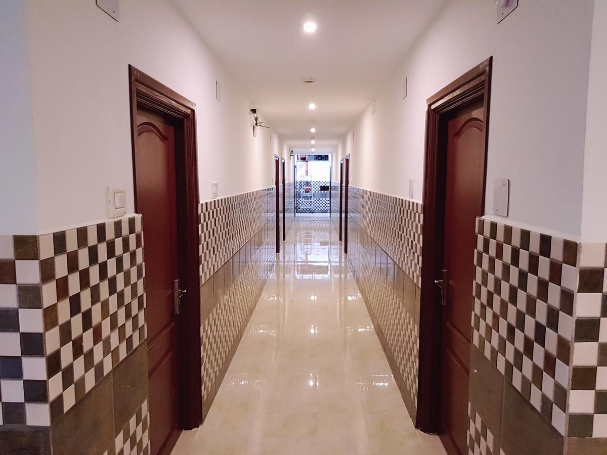 Hotel Rajdhani Bhubaneswar Esterno foto