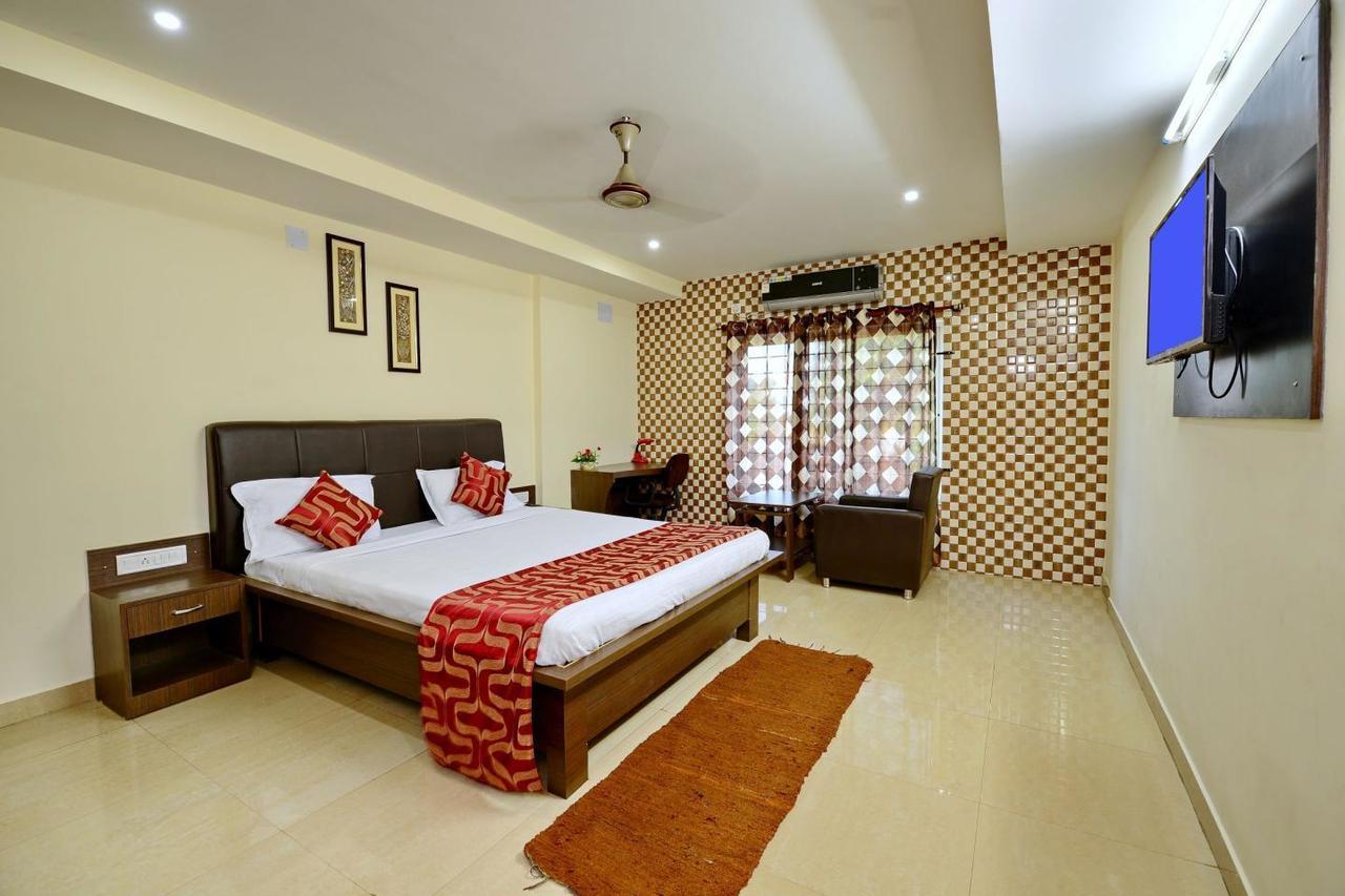 Hotel Rajdhani Bhubaneswar Esterno foto